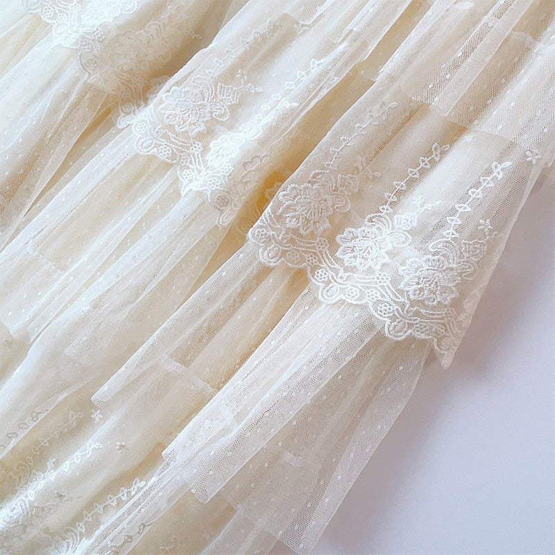 Womens Tiered Lace Skirt | Off White